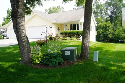 W7824  Maple Dr, Onalaska, WI 54650 - Photo 2