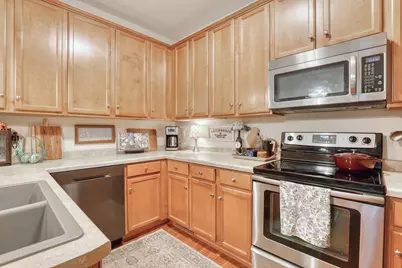808  Timber Ridge Ct #4 D, Waukesha, WI 53189 - Photo 10