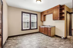 4708 N 36th St, Milwaukee, WI 53209 - Photo 2