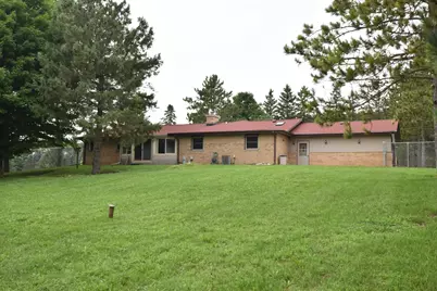 W326S3530  Mesa Trl, Dousman, WI 53118 - Photo 16