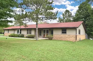 W326S3530 Mesa Trail, Dousman, WI 53118 - Photo 1