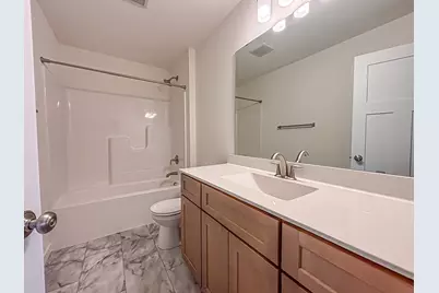 W194N15744  East Gate Ct, Jackson, WI 53037 - Photo 20