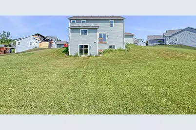 W194N15744  East Gate Ct, Jackson, WI 53037 - Photo 30