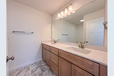 W194N15744  East Gate Ct, Jackson, WI 53037 - Photo 26