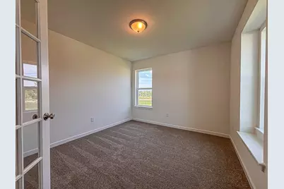 W194N15744  East Gate Ct, Jackson, WI 53037 - Photo 4