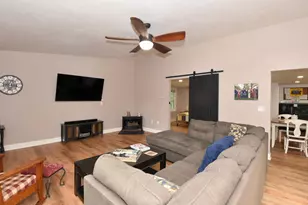 8611 Big Bend Rd, Racine, WI 53185 - Photo 4
