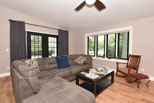 8611 Big Bend Rd, Racine, WI 53185 - Photo 30