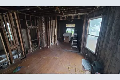 3031 W St Paul Ave, Milwaukee, WI 53208 - Photo 2