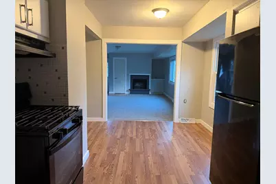 8035 W Warnimont Ave, Milwaukee, WI 53220 - Photo 8