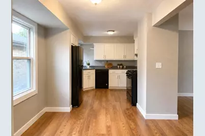8035 W Warnimont Ave, Milwaukee, WI 53220 - Photo 4