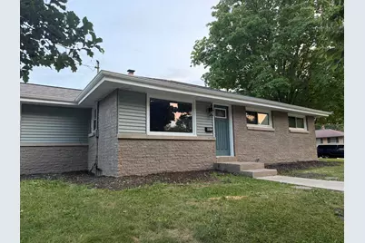 8035 W Warnimont Ave, Milwaukee, WI 53220 - Photo 16