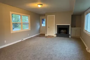 8035 W Warnimont Ave, Milwaukee, WI 53220 - Photo 8