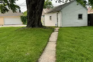 4327 N 62nd St, Milwaukee, WI 53216 - Photo 10