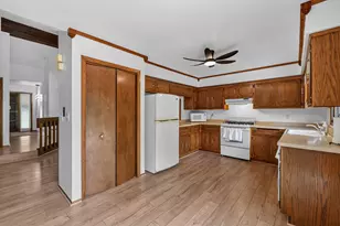 5377 S 48th St, Greenfield, WI 53220 - Photo 20