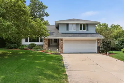 5377 S 48th St, Greenfield, WI 53220 - Photo 1