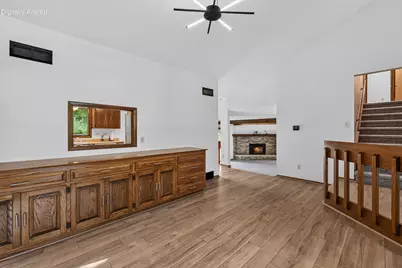 5377 S 48th St, Greenfield, WI 53220 - Photo 18