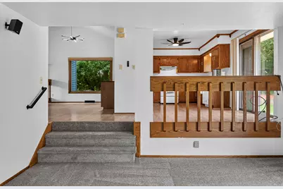 5377 S 48th St, Greenfield, WI 53220 - Photo 24
