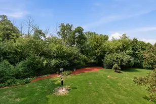 5377 S 48th St, Greenfield, WI 53220 - Photo 8