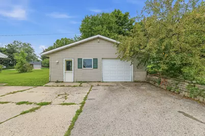 1307 E Lake St, Horicon, WI 53032 - Photo 20