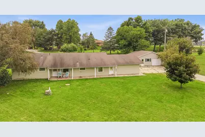 1307 E Lake St, Horicon, WI 53032 - Photo 34