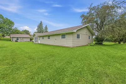 1307 E Lake St, Horicon, WI 53032 - Photo 26