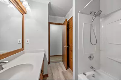 N85W18195  Lawrence Ave, Menomonee Falls, WI 53051 - Photo 18