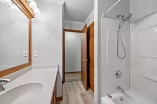 N85W18195 Lawrence Ave, Menomonee Falls, WI 53051 - Photo 18