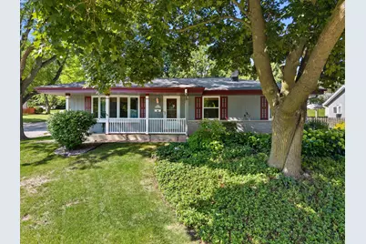N85W18195  Lawrence Ave, Menomonee Falls, WI 53051 - Photo 2