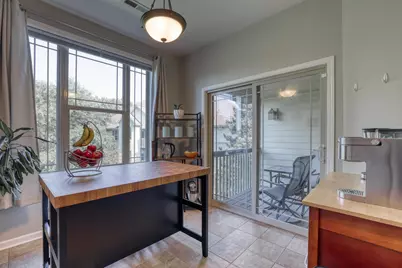 8667 S Deerwood Ln, Franklin, WI 53132 - Photo 16
