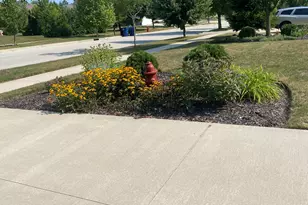 617 Evergreen Terrace, Port Washington, WI 53074 - Photo 4