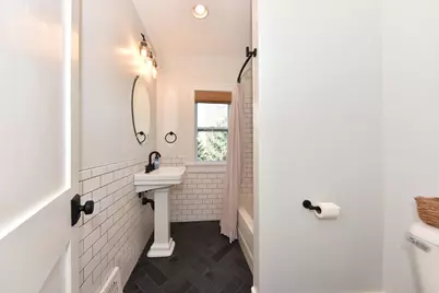 W161N9057  Hayes Ave, Menomonee Falls, WI 53051 - Photo 22