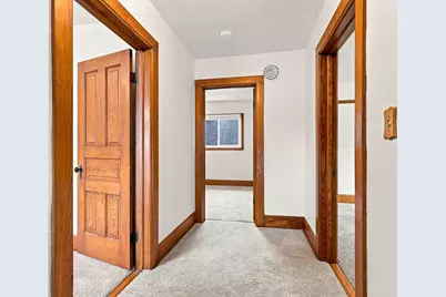 851 N 10th St, Manitowoc, WI 54220 - Photo 20