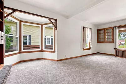 851 N 10th St, Manitowoc, WI 54220 - Photo 12