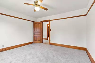 851 N 10th St, Manitowoc, WI 54220 - Photo 22