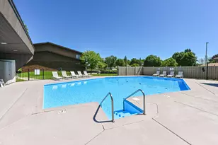 4015 S 84th St, Greenfield, WI 53228 - Photo 32