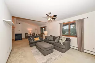 4015 S 84th St, Greenfield, WI 53228 - Photo 6