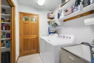 N116W15004  Brownstone Ct #N116W15006, Germantown, WI 53022 - Photo 12