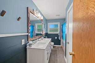 5421 Eastland Way, Madison, WI 53716 - Photo 8
