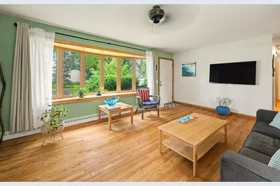 5421  Eastland Way, Madison, WI 53716 - Photo 2