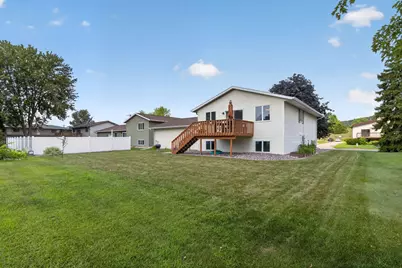 1113  10th Ave, Onalaska, WI 54650 - Photo 24