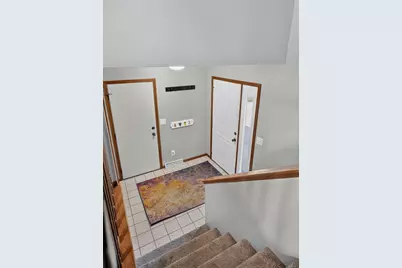 1113  10th Ave, Onalaska, WI 54650 - Photo 2