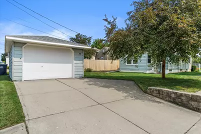 1818 E Fernwood Ave, Milwaukee, WI 53207 - Photo 18