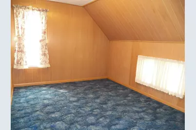 1015 S 18 St, Manitowoc, WI 54220 - Photo 22