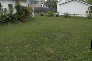 1015 S 18th St, Manitowoc, WI 54220 - Photo 6