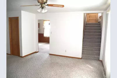 1015 S 18 St, Manitowoc, WI 54220 - Photo 10