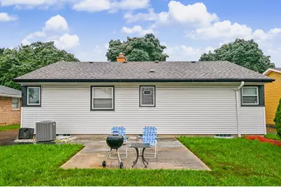 4036 N 81st St, Milwaukee, WI 53222 - Photo 28