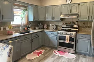 4145 W Anita Ln, Franklin, WI 53132 - Photo 8