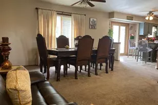 4145 W Anita Ln, Franklin, WI 53132 - Photo 4