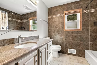 4145 W Anita Ln, Franklin, WI 53132 - Photo 18