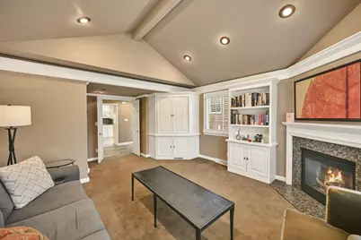 6209 N Berkeley Blvd, Whitefish Bay, WI 53217 - Photo 18